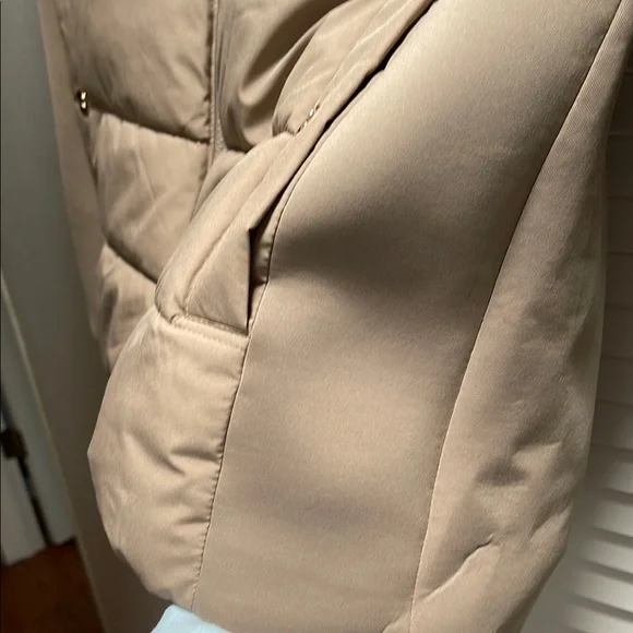 MICHAEL Michael Kors Tan Quilted Ski & Snow Jacket NWOT - Picture 5 of 11